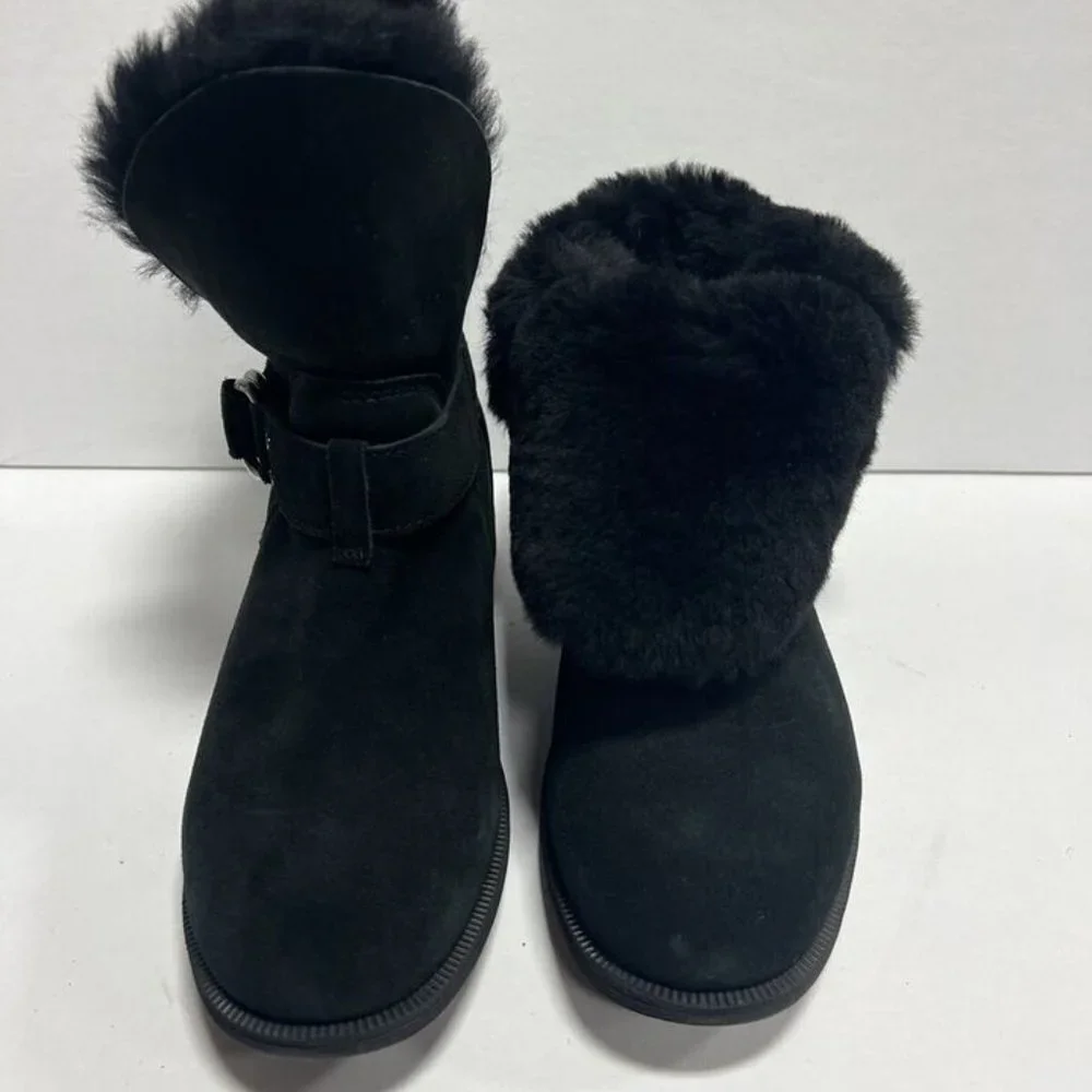 UGG Women's Bodie Black Winter Boots, Size 7 M